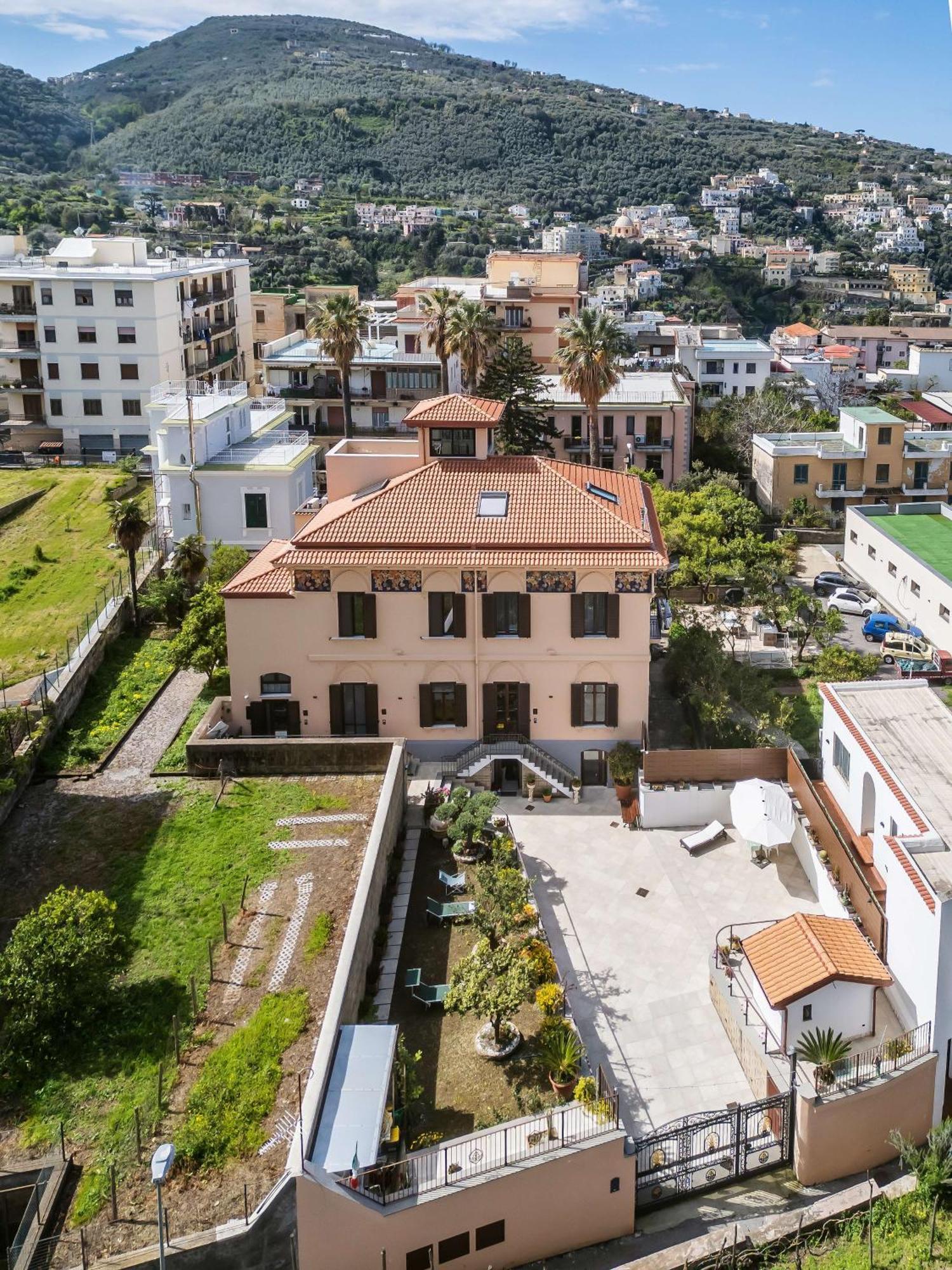 Villa Agostino Luxury B&B Vico Equense Exterior photo