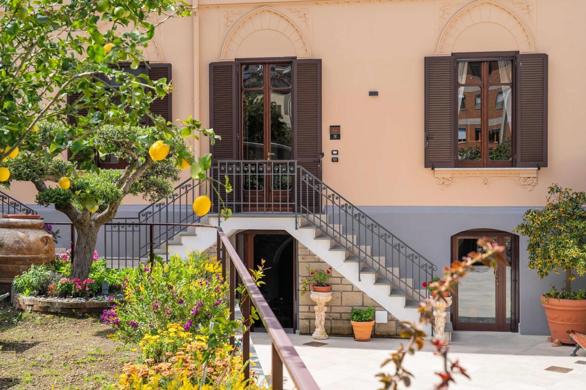 Villa Agostino Luxury B&B Vico Equense Exterior photo